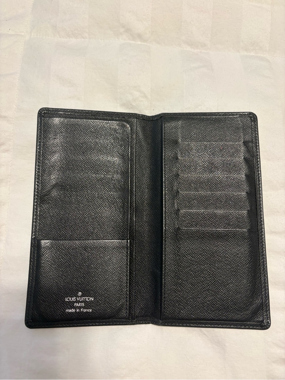 Authentic Louis Vuitton Taiga Leather Wallet